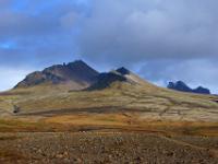 Lichtstimmung am Skerhóll, dahinter der Kristínartindar - Skaftafell NP